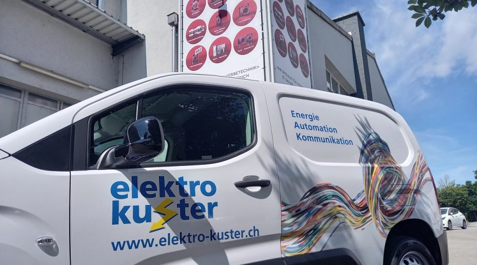 ElektroKuster FZ Folierung Juli.24 (3) VerkleinertWeb